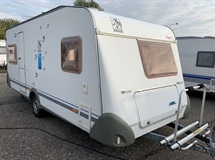 Knaus Azur FU 500- NOSIČ KOL, PŘEDSTAN