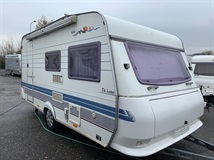 Hobby De Luxe 440 - PŘEDSTAN, SOLAR, MĚNIČ