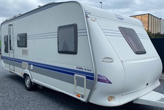 Hobby de Luxe 560 KMFe- PALANDY, MOVER, PŘEDSTAN
