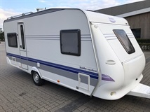 Hobby Excellent 495 UFe- NOSIČ KOL, ANTÉNA