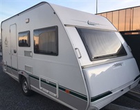Knaus Eifelland 395 -PŘEDSTAN