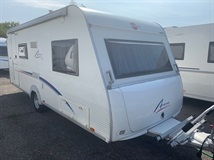 Bürstner Averso 500 TK - PALANDY, MARKÝZA S BOČNICEMI