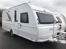 Bürstner Averso top 465 TS - ODPOČET DPH! Klimatizace