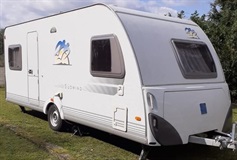 Knaus Südwind 500 FU- PŘEDSTAN