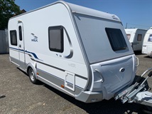 Wilk Vida 450 HTD - NOSIČ KOL, SLUNEČNÍ STŘECHA ISABELLA