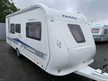 Hobby De Luxe 540 KMFe- 3 PALANDY, PŘEDSTAN