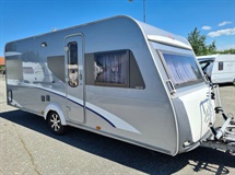 Bürstner Averso 465 TS- PŘEDSTAN, SAM. SPRCHA, PODL. TOPENÍ