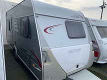 Hymer Living Pulse 465- PŘEDSTAN