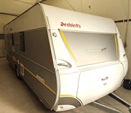 Dethleffs Camper 560 SK, PALANDY, MOVER, PŘEDSTAN, SAMOSTATNÁ SPRCHA, ULTRAHEAT, NOSIČ KOL