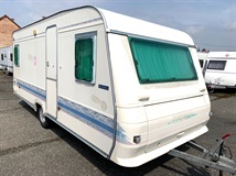 Adria Unica Exclusive 502 UP- PŘEDSTAN