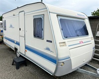 Adria Exclusive 502 UP, PŘEDSTAN