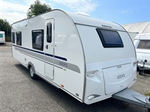 Adria Adora 613 HT, PŘEDSTAN, TROUBA, PODLAH. TOPENÍ, SAMOSTATNÁ SPRCHA