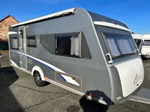 Bürstner Averso Fifty 500 TL, MOVER, MARKÝZA SE STANEM, ULTRAHEAT, PODLAH. TOPENÍ, BATERIE