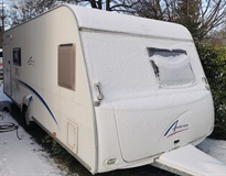 Bürstner Averso 550TK, PALANDY, PŘEDSTAN, MOVER, ULTRAHEAT, PODLAH. TOPENÍ