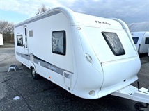 Hobby 560 CFe, VELKÁ LEDNICE, TV, ANTÉNA S NATÁČENÍM