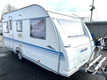 Adria Adora 472 LU, MOVER, PŘEDSTAN, SLUNEČNÍ STŘECHA, NOSIČ KOL, SPRCHA