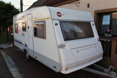 Bürstner 480 TK r.v.2002 -palandy, předstan