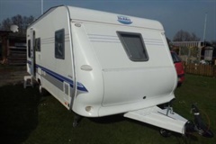 Hobby 560 KMFe r. 2006 palandy